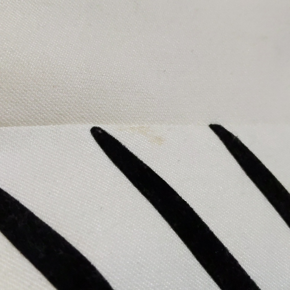 Le Chateau| Vintage White Zippered Vest with Black Stripe lines - Picture 5 of 11